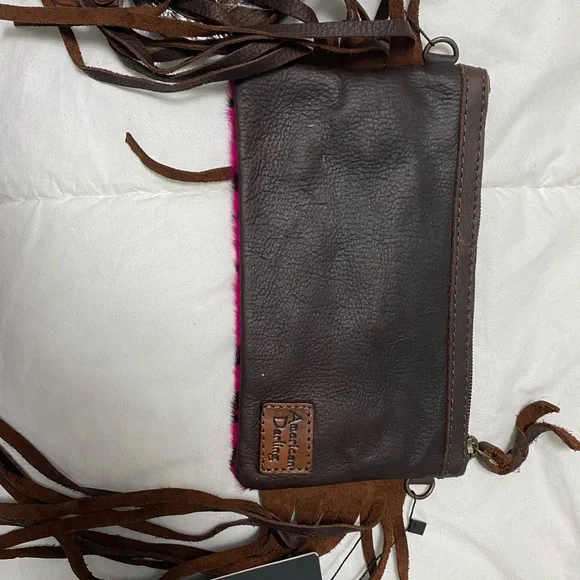 American darling crossbody - Picture 2 of 3